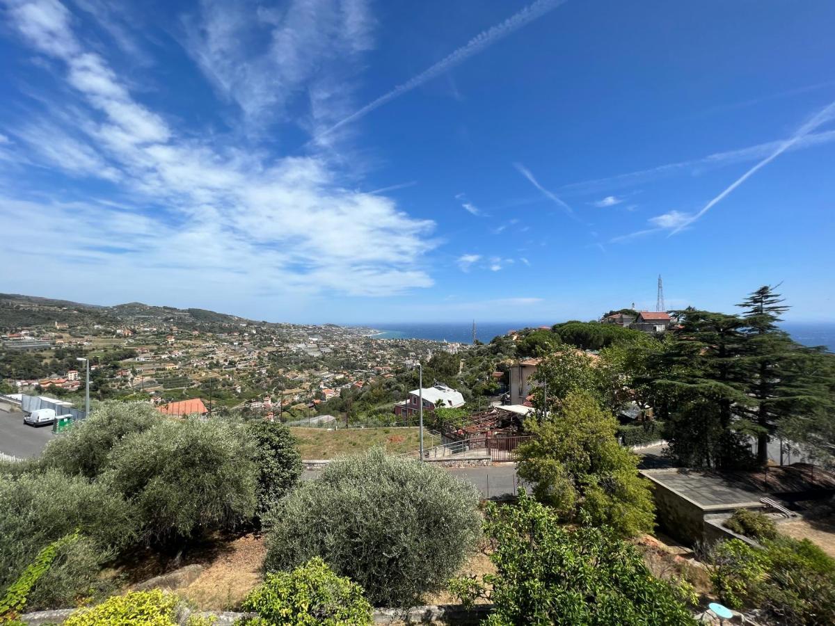 Villa In Collina Vista Mare Санремо Экстерьер фото